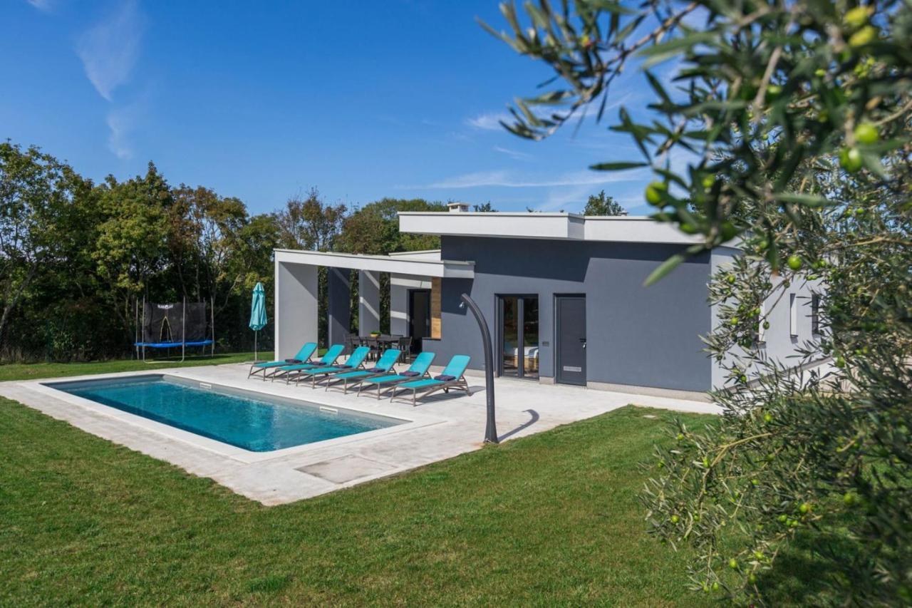 Villa Mariva Žminj Eksteriør billede